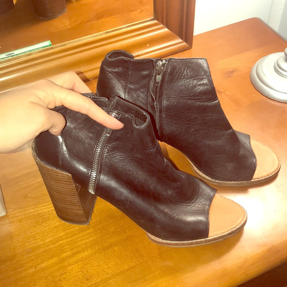 Dolce Vita sandals